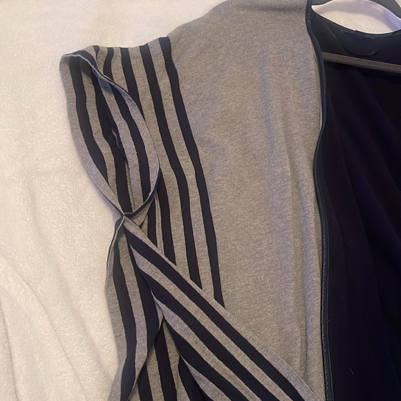 Tommy Hillfiger Open Cardigan Navy/Gray Size OS EUC - Picture 10 of 12